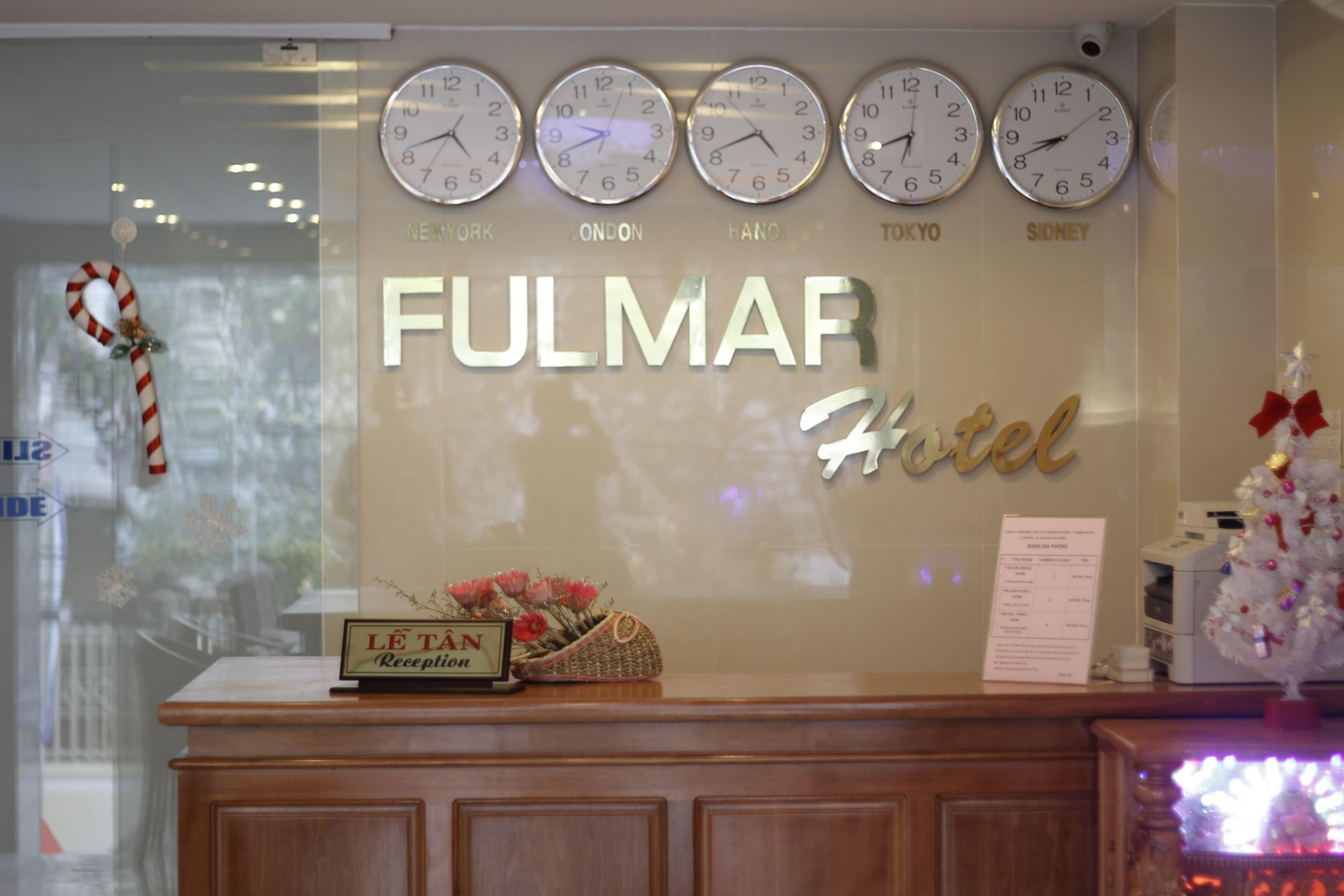 Fulmar Hotel Дананг Екстериор снимка