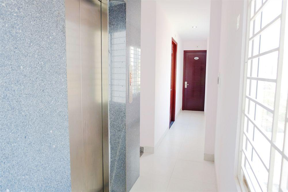 Fulmar Hotel Дананг Екстериор снимка