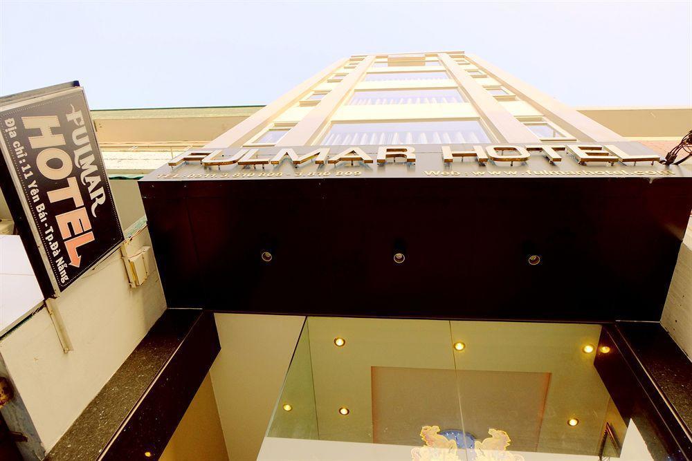 Fulmar Hotel Дананг Екстериор снимка