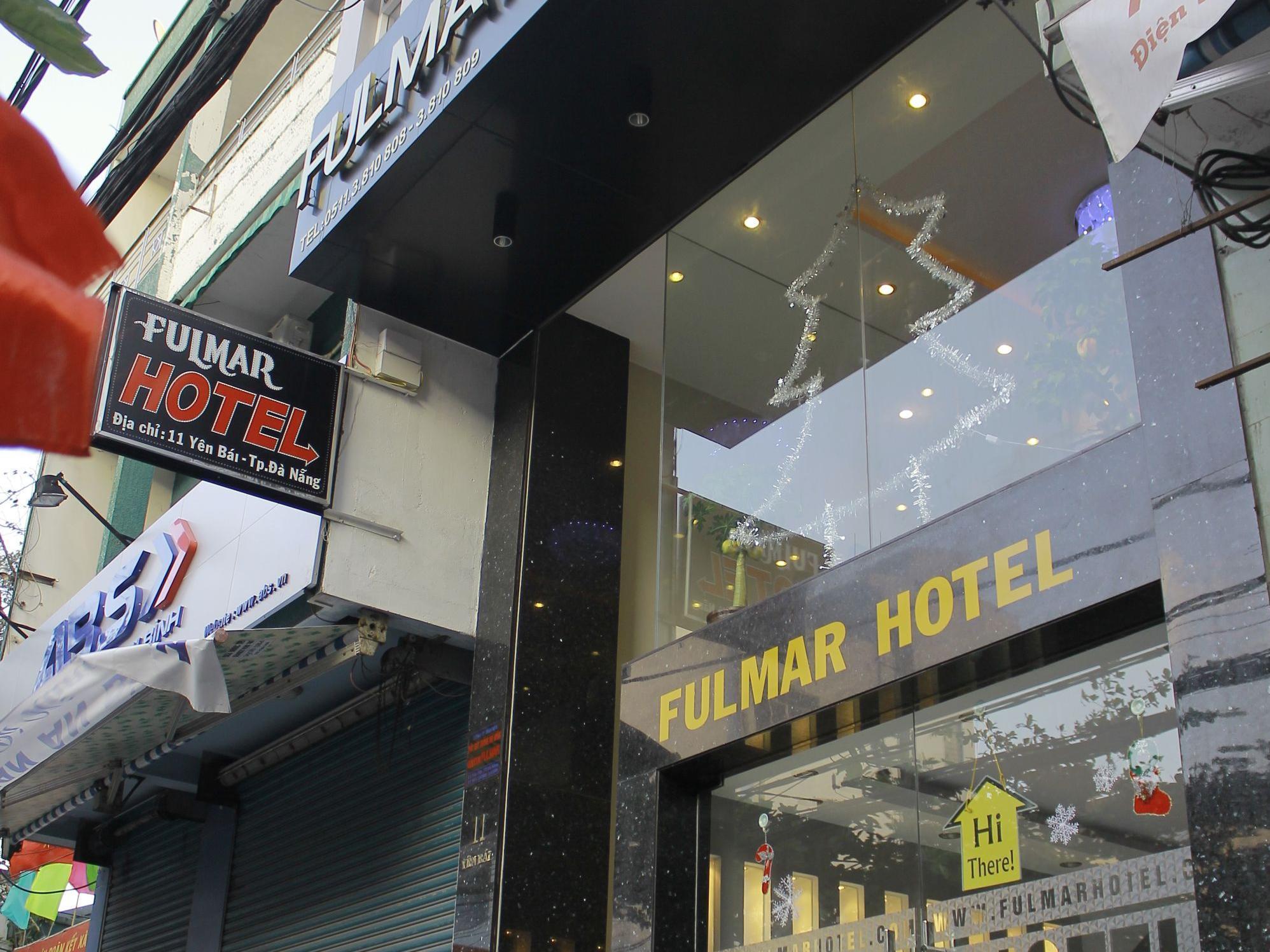 Fulmar Hotel Дананг Екстериор снимка