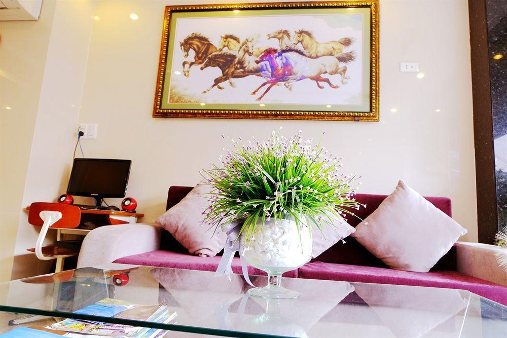 Fulmar Hotel Дананг Екстериор снимка