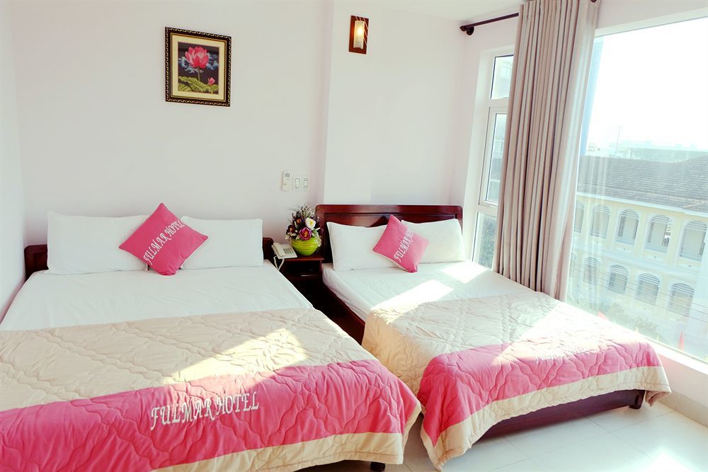 Fulmar Hotel Дананг Екстериор снимка