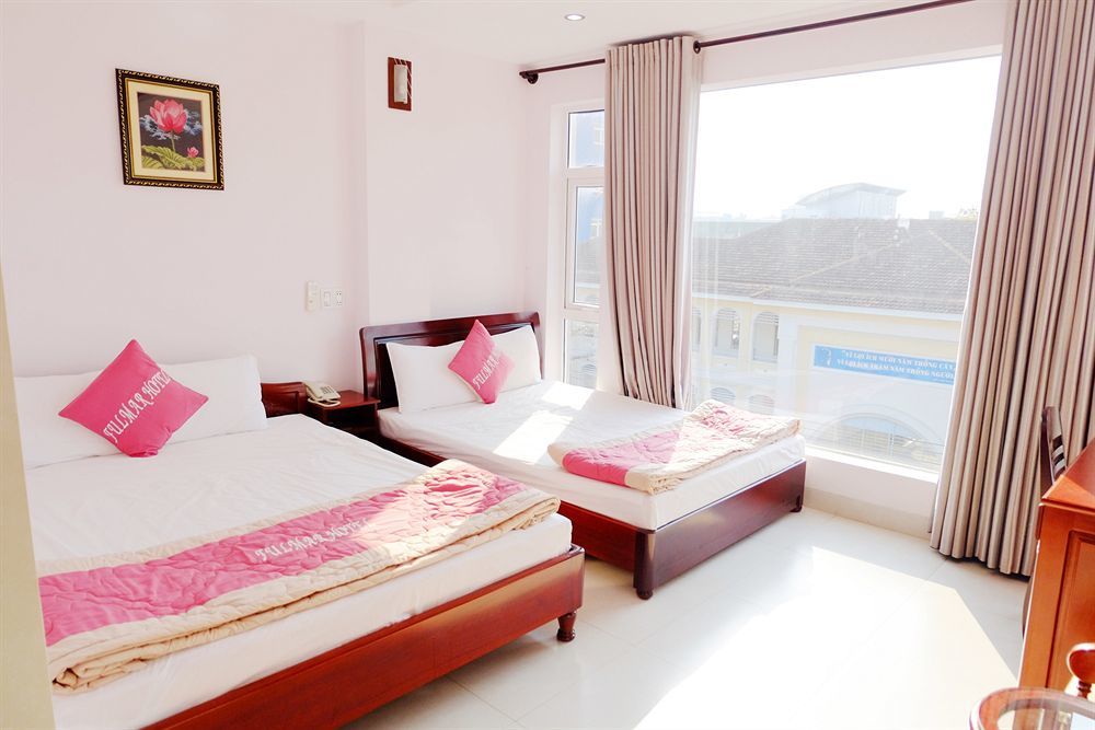 Fulmar Hotel Дананг Екстериор снимка