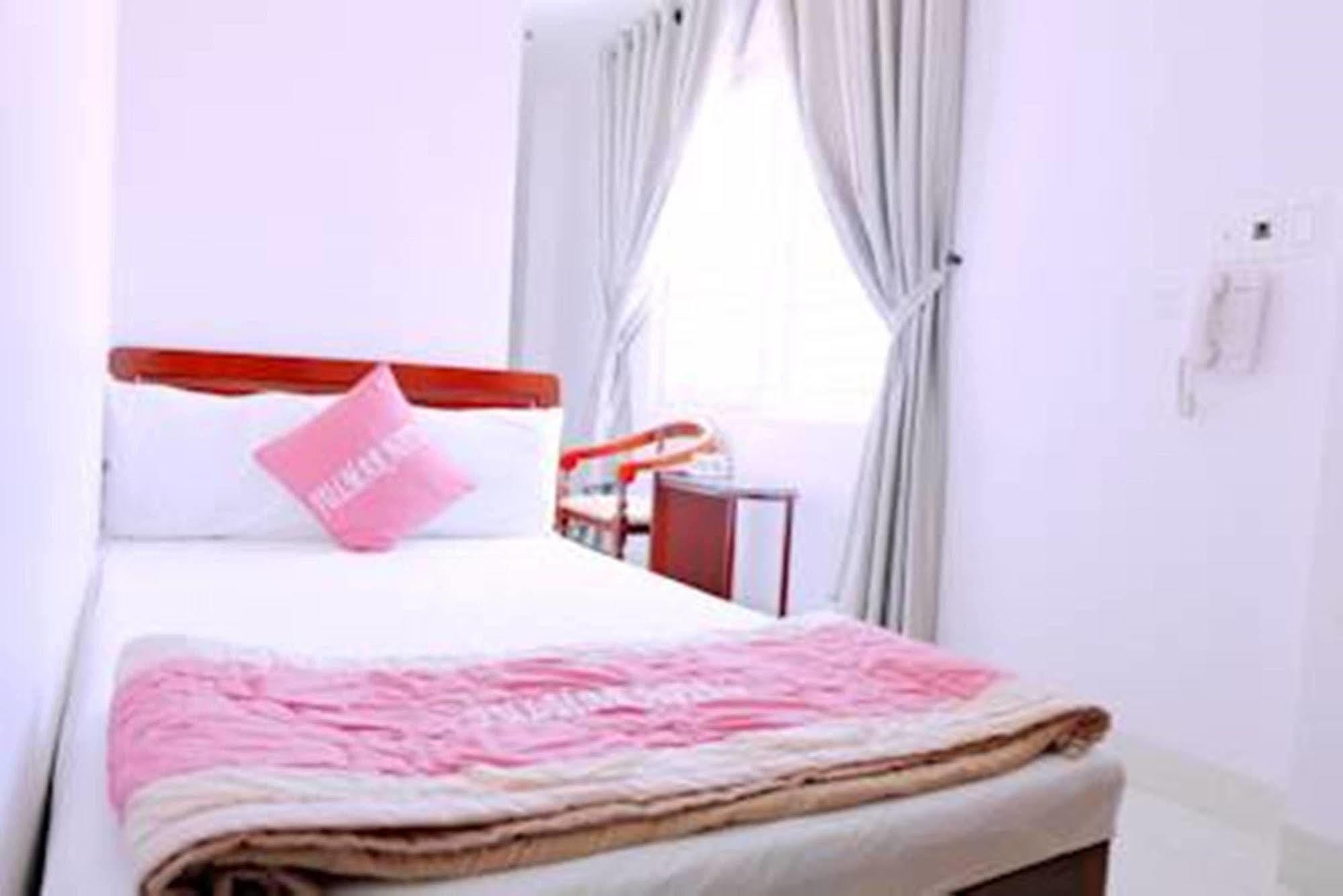 Fulmar Hotel Дананг Екстериор снимка
