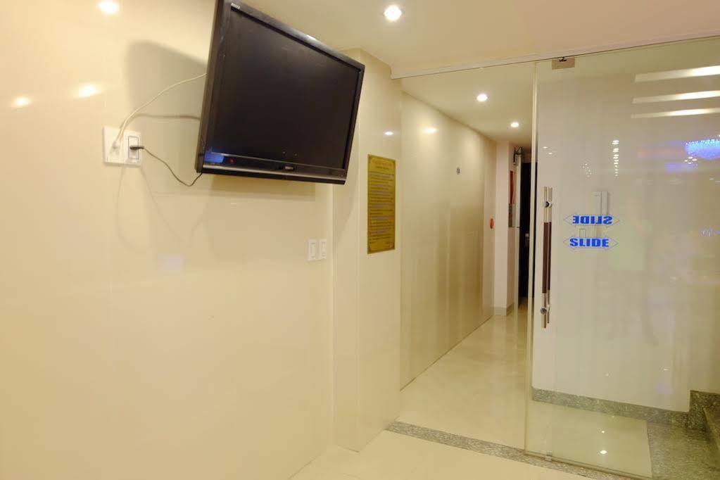 Fulmar Hotel Дананг Екстериор снимка
